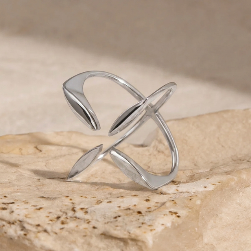 Liora Leaf Rings