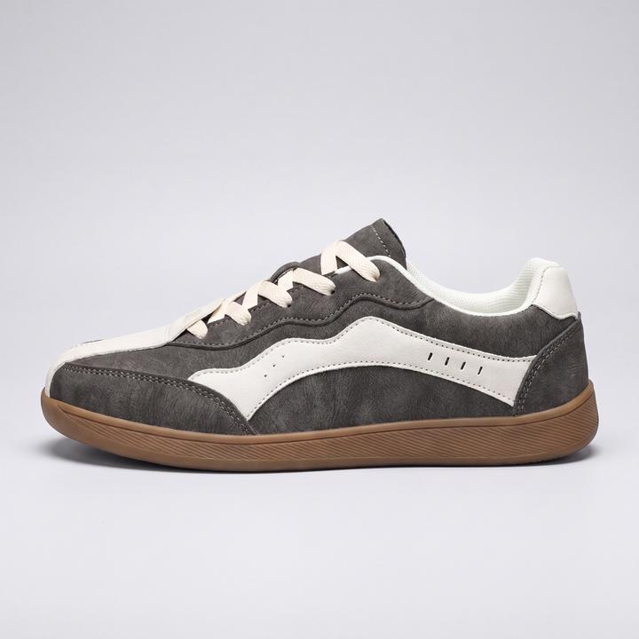 Roamer Low Top Sneakers